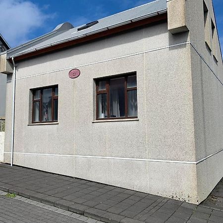 Litith Einbylishus A Besta Stath. Вестманнаэйяр Экстерьер фото